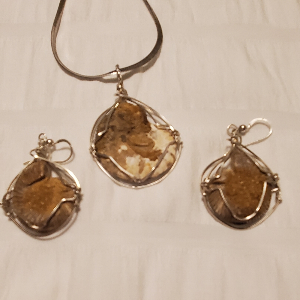 Unique Statement Set - Picture 6 of 6